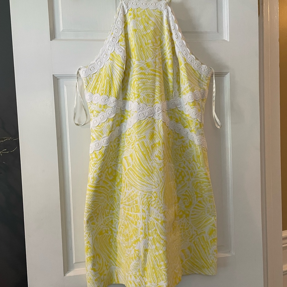 New with tags Lilly Pulitzer Pearl stretch shift dress.